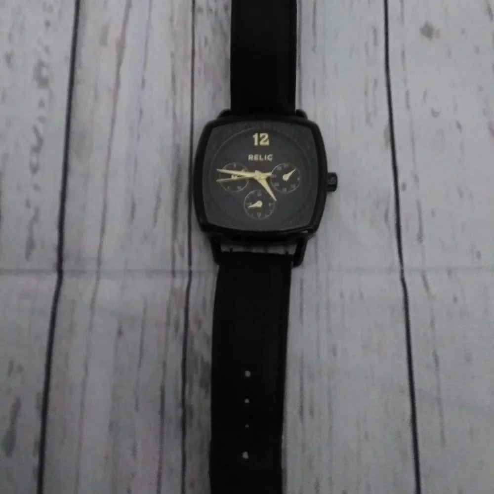 Relic Wrist Watch - Picture 11 of 16
